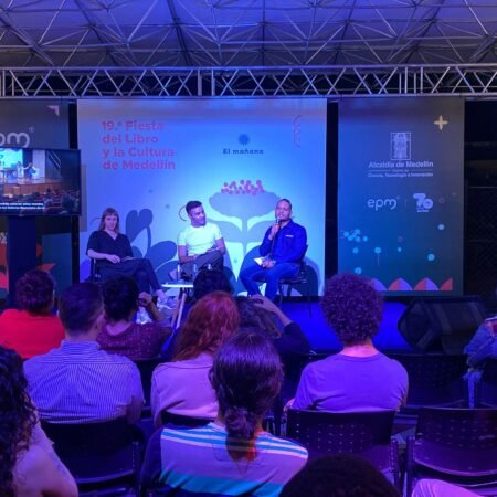 Escritores dominicanos conquistan Colombia en gira literaria