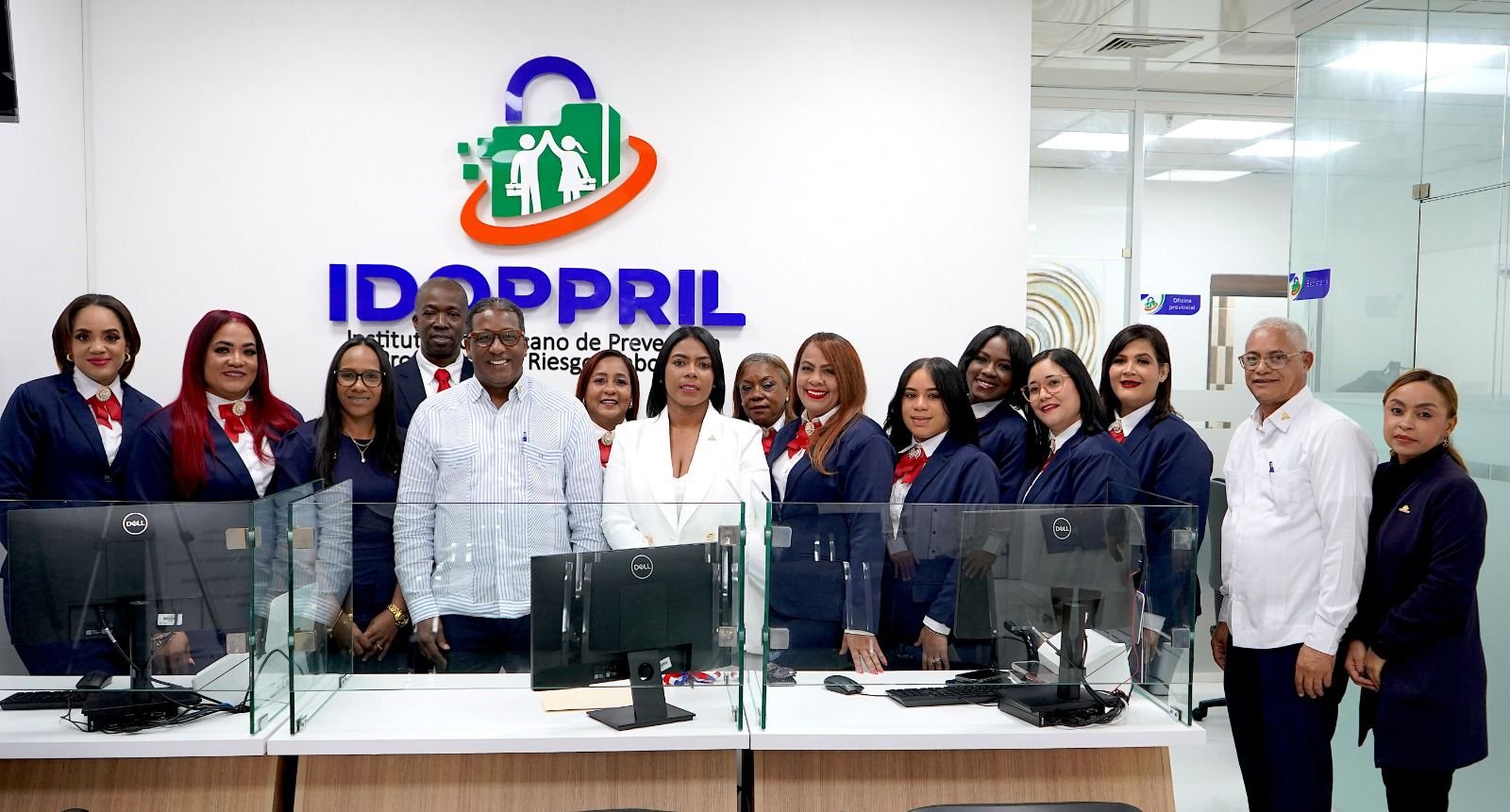 IDOPPRIL inaugura remozada oficina en la Romana