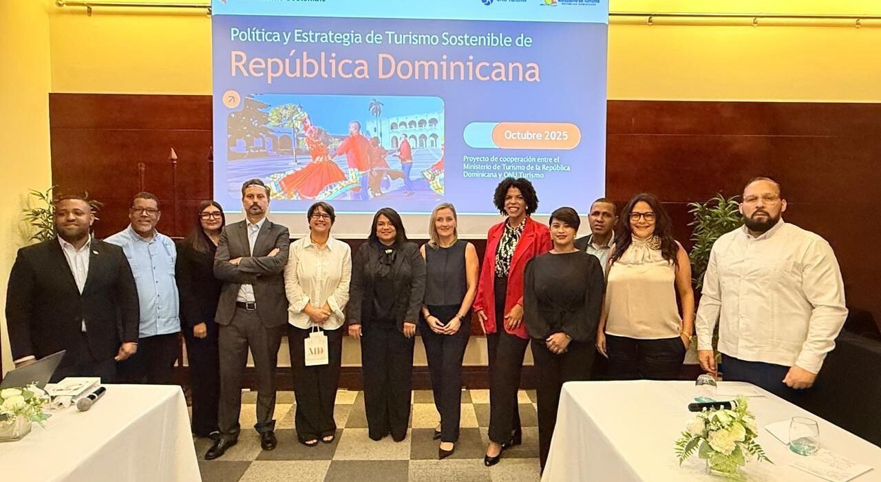 Adompretur dialoga con especialistas de ONU Turismo sobre la Estrategia Nacional de Turismo Sostenible