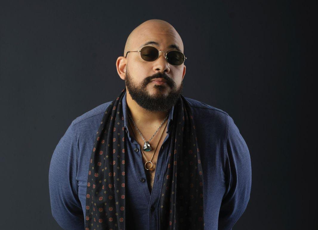 Badir tropieza “OTRA VEZ” con el amor en su nueva balada pop