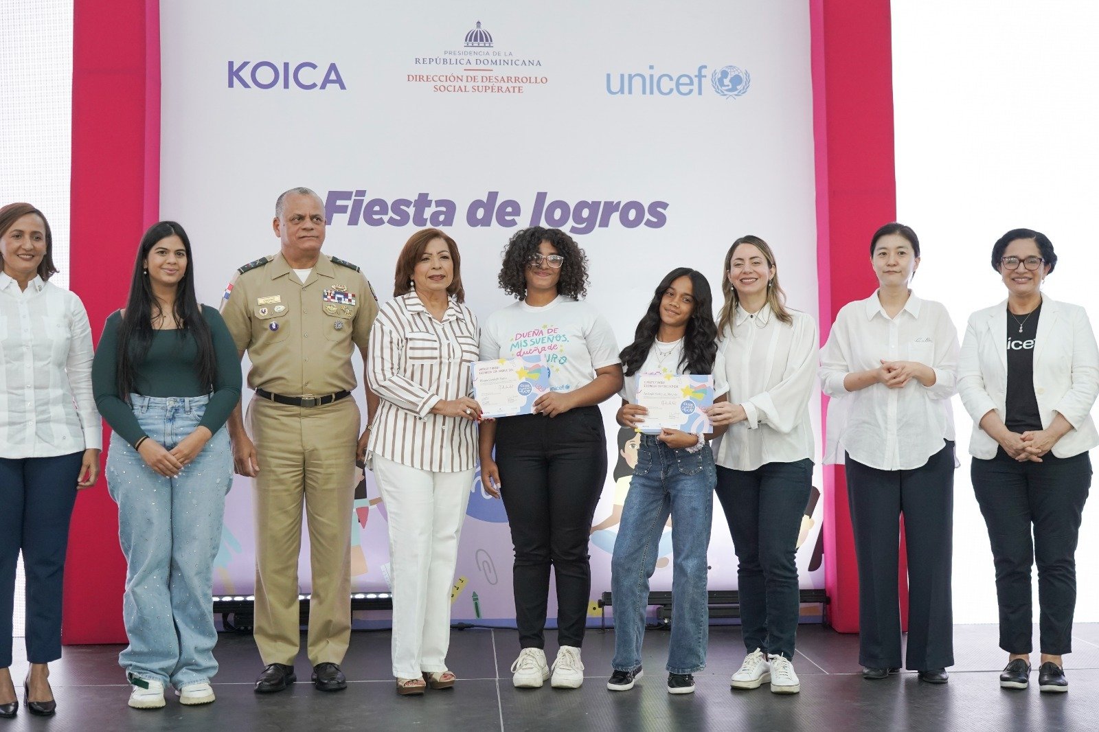 Dirección de Desarrollo Social Supérate graduó 1,187 niñas y adolescentes de los “Club de Chicas”, junto a UNICEF y KOICA