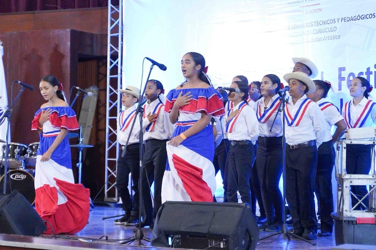 Ministerio de Educación celebra el Festival de Coros José de Jesús Ravelo y concluye el Mes de la Canción Escolar