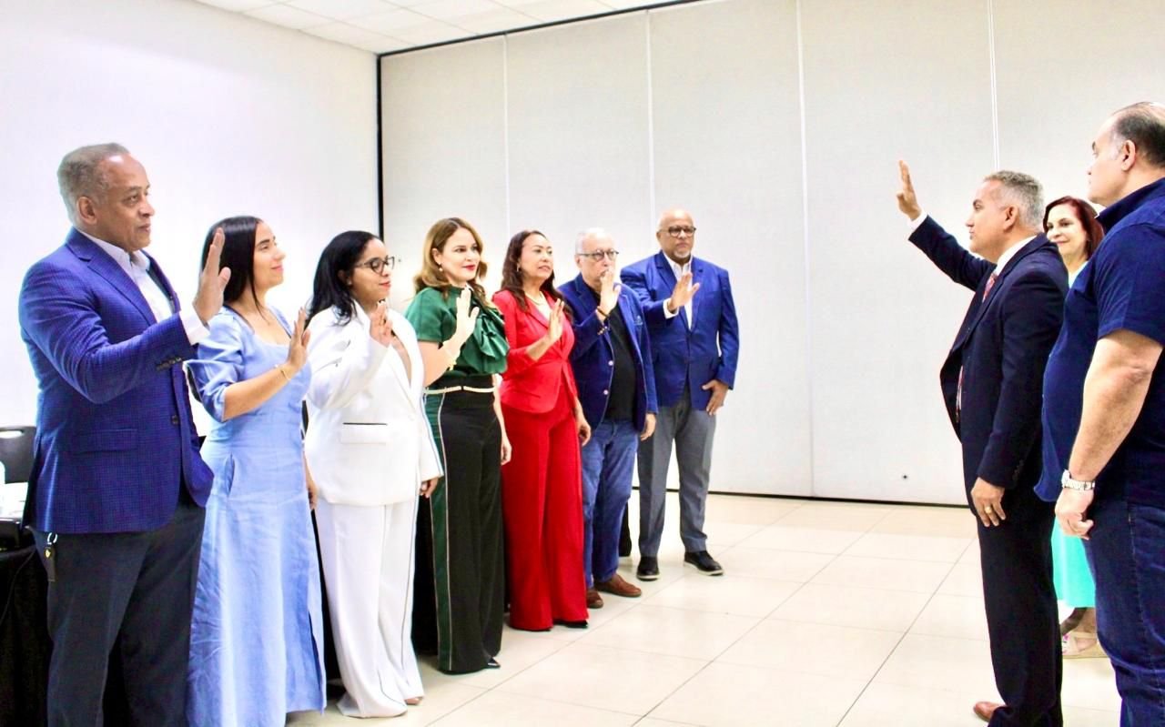 Clúster Turístico de Santiago celebra asamblea y elige nuevo Consejo Directivo