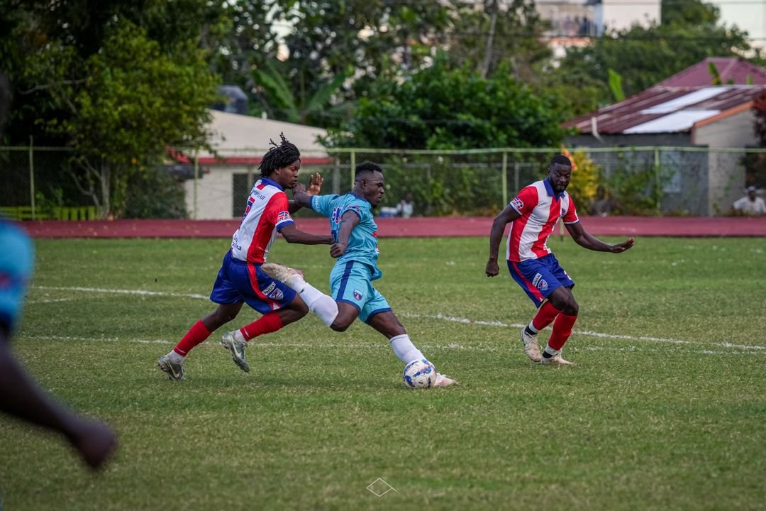 Salcedo FC vence 2-0 a Delfines y asegura su clasificación a la liguilla