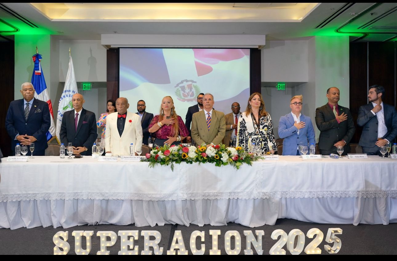 Escuela Nacional de Locución “Profesor Otto Rivera” celebra su Quincuagésima Novena Graduación Ordinaria “Superación 2025”