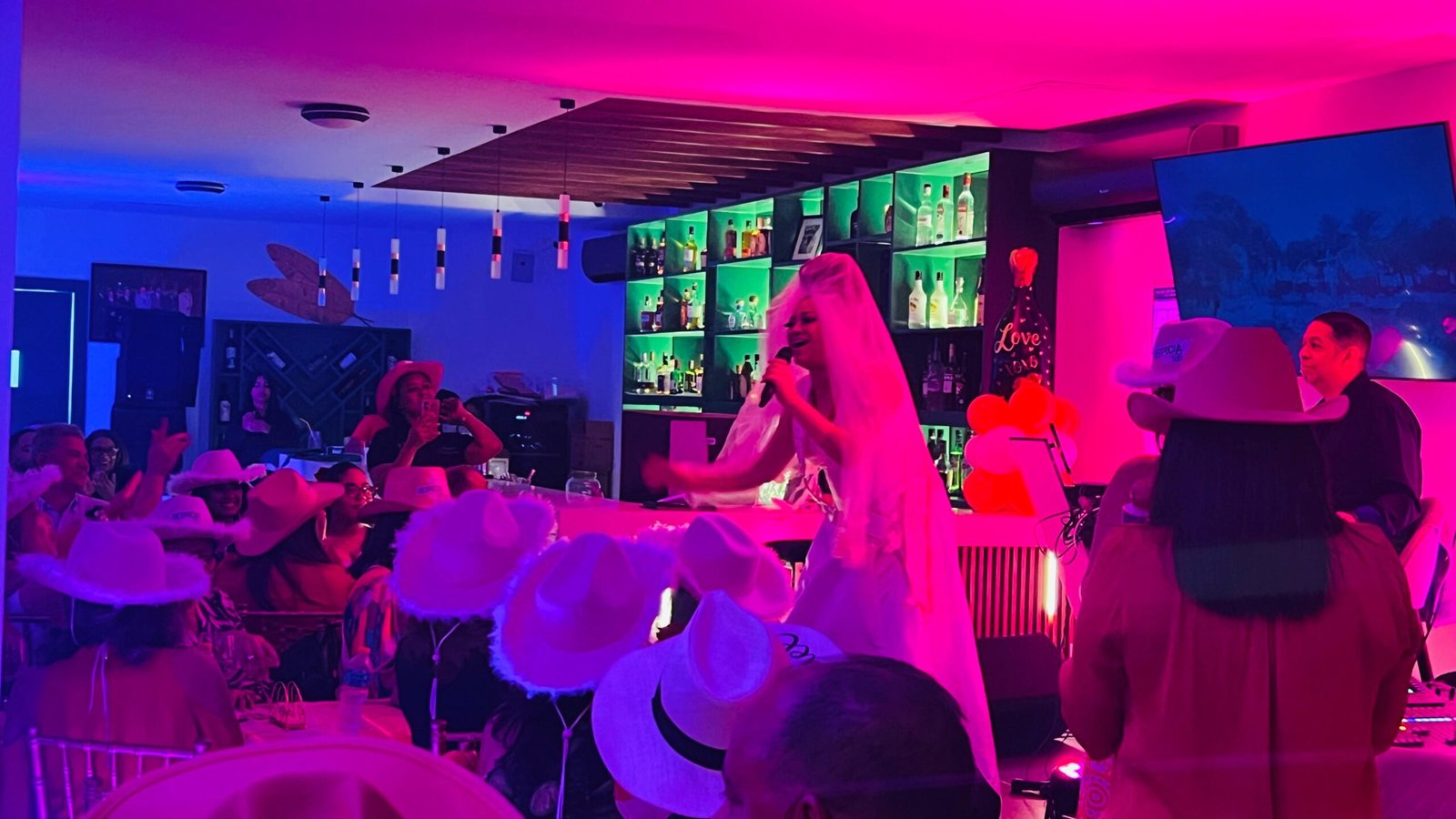 Diomary La Mala presenta “Despechadas a la Mala” en Amy Rooftop