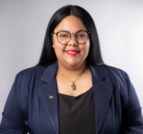 Ninoska Batista lanza candidatura a la Secretaría de Comunicaciones de la PRM en Santo Domingo Este