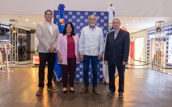 Unapec inaugura exposición CREARE 2026 que transforma frases y dichos dominicanos en arte visual