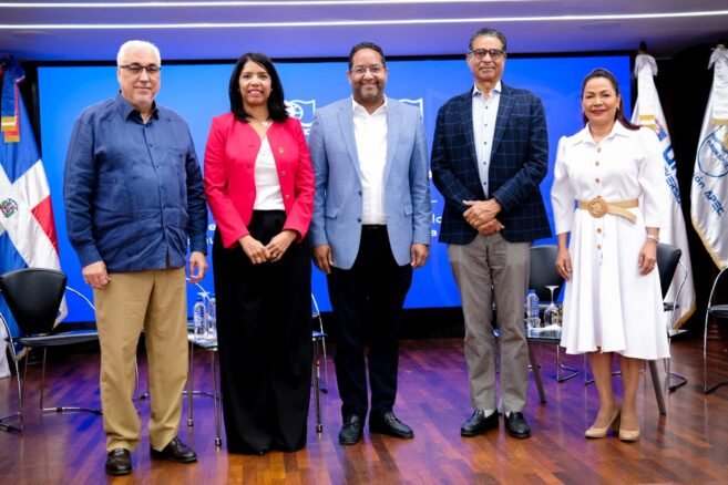 Unapec y Promapec lanzan diplomado en comunicación aumentativa, alternativa y accesible para fortalecer la inclusión en el país