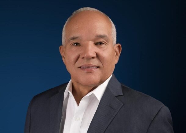 Luis Popa marca terreno en el PRM de Santo Domingo Oeste con agenda de orden y poder para la base.