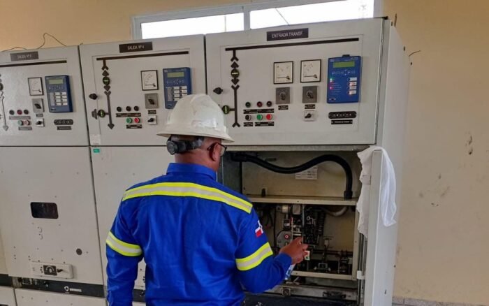 EDEEste informa interrupciones en el servicio eléctrico en sectores de Boca Chica por falla en subestación