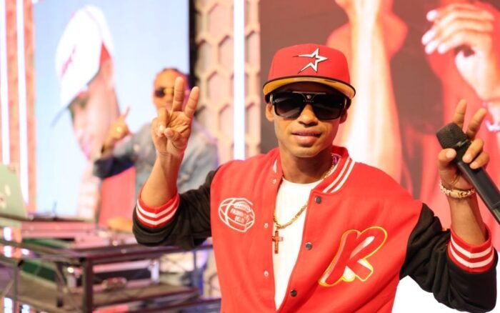 Dy Star la Súper Estrella, presenta su “Morena”